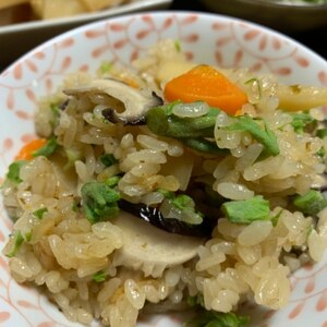 わらびも入れて、今年の筍ご飯♪